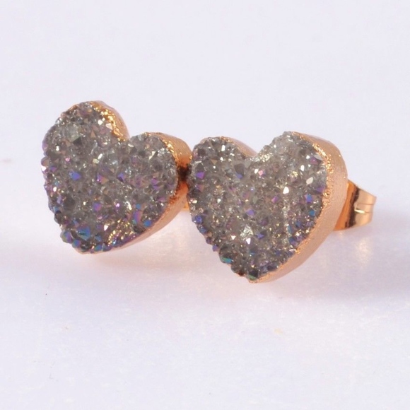 3/$20...Heart Shaped Agate Druzy Stud Earrings - Picture 1 of 1